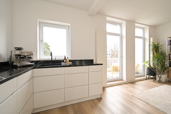 Medium property photo - Beeklaan 347A, 2562 AX The Hague